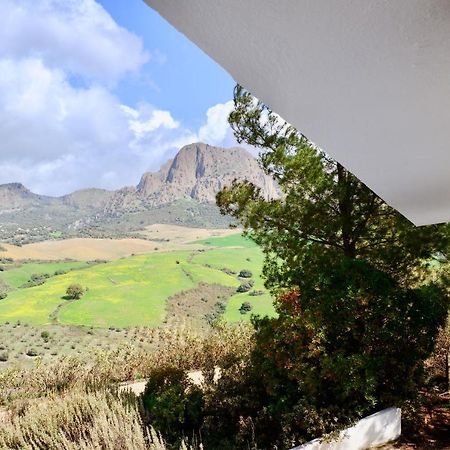 Cortijo Sylvestre Bed & Breakfast Riogordo Bagian luar foto